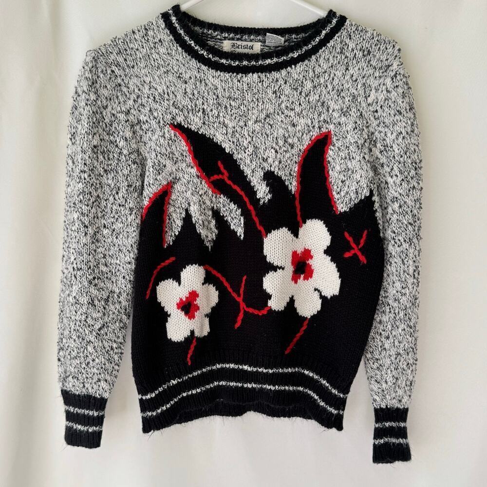 Vintage Bristol Court Womens Sweater Sz Small Black Floral Emo Flower Grannycore